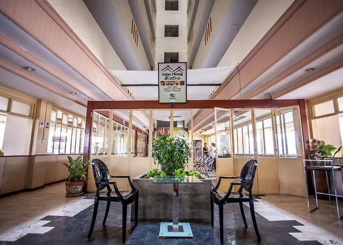 Galare Thong Tower